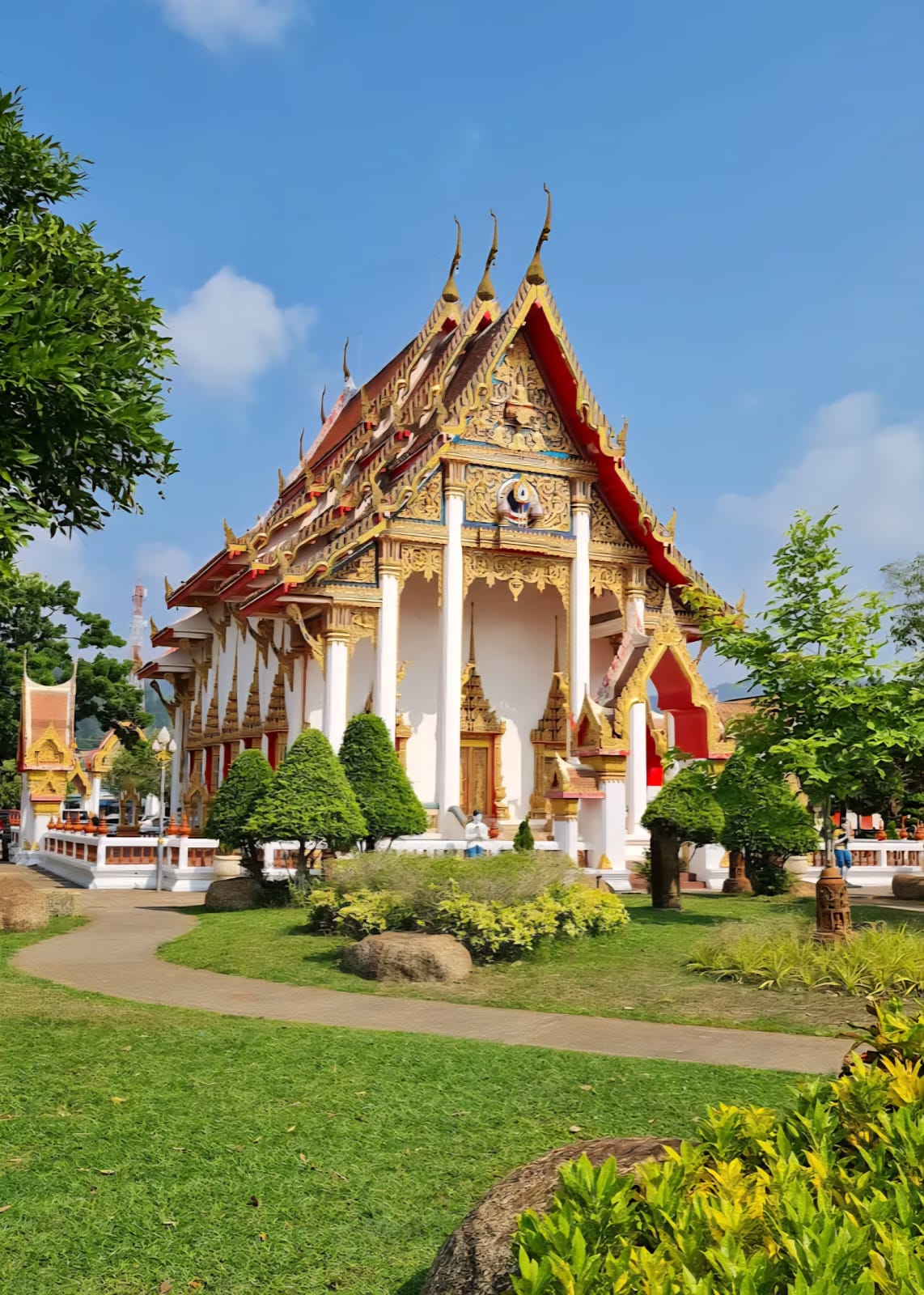 tour-listing-details-slide