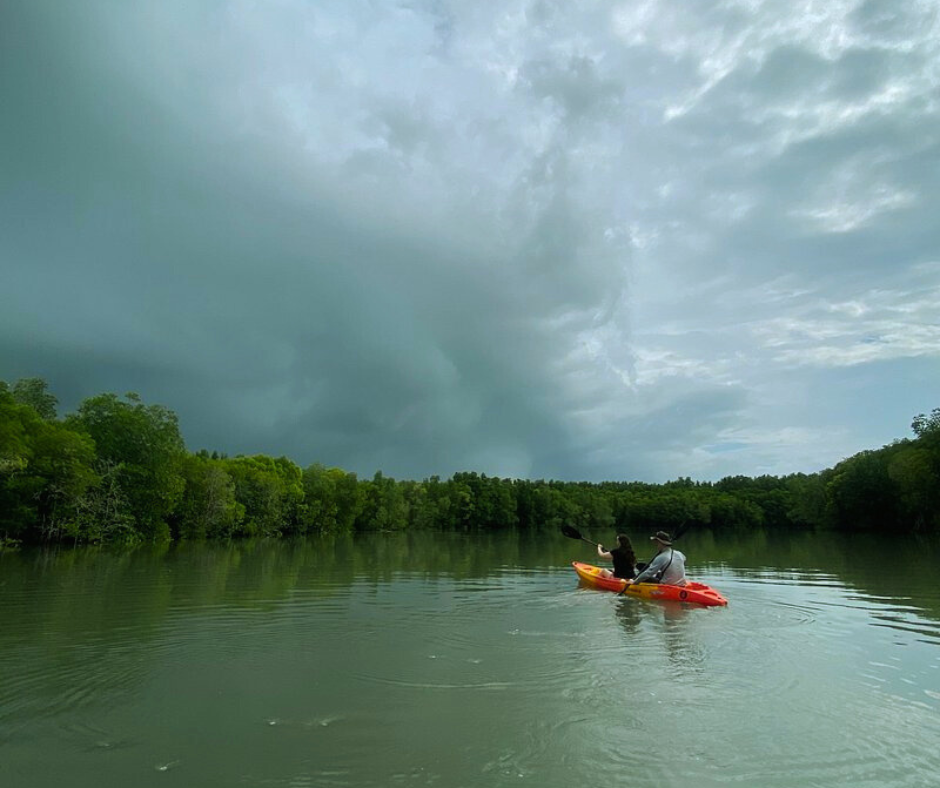 tour-listing-details-slide