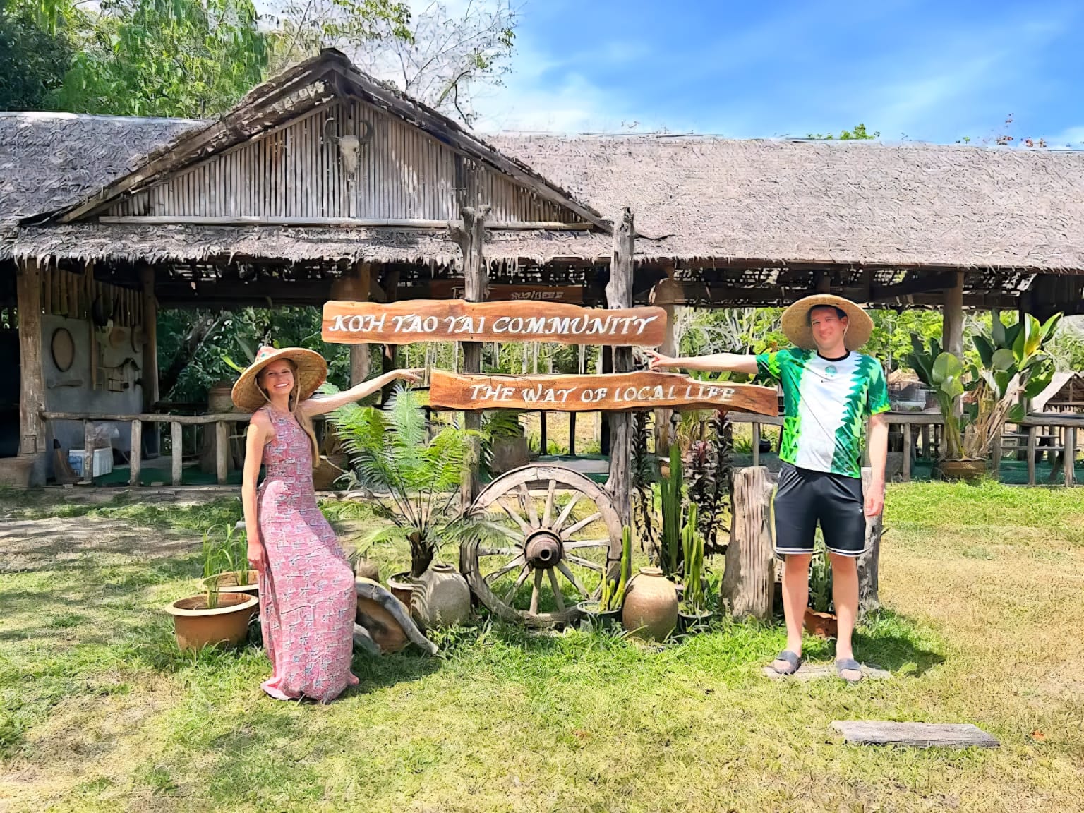 tour-listing-details-slide