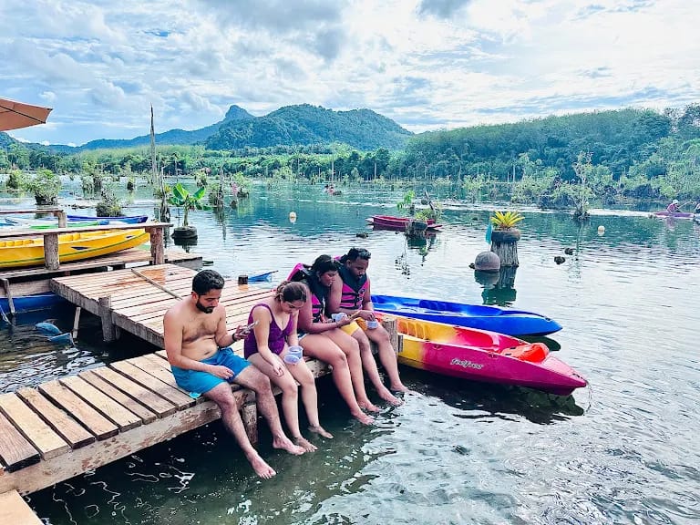 tour-listing-details-slide