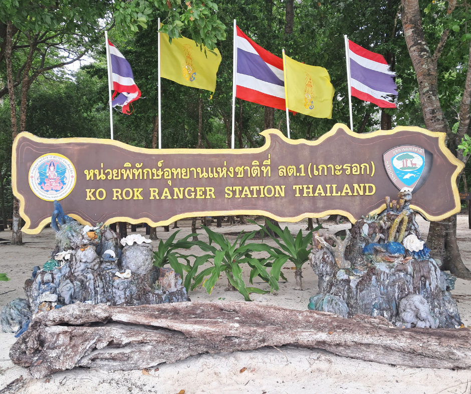 tour-listing-details-slide