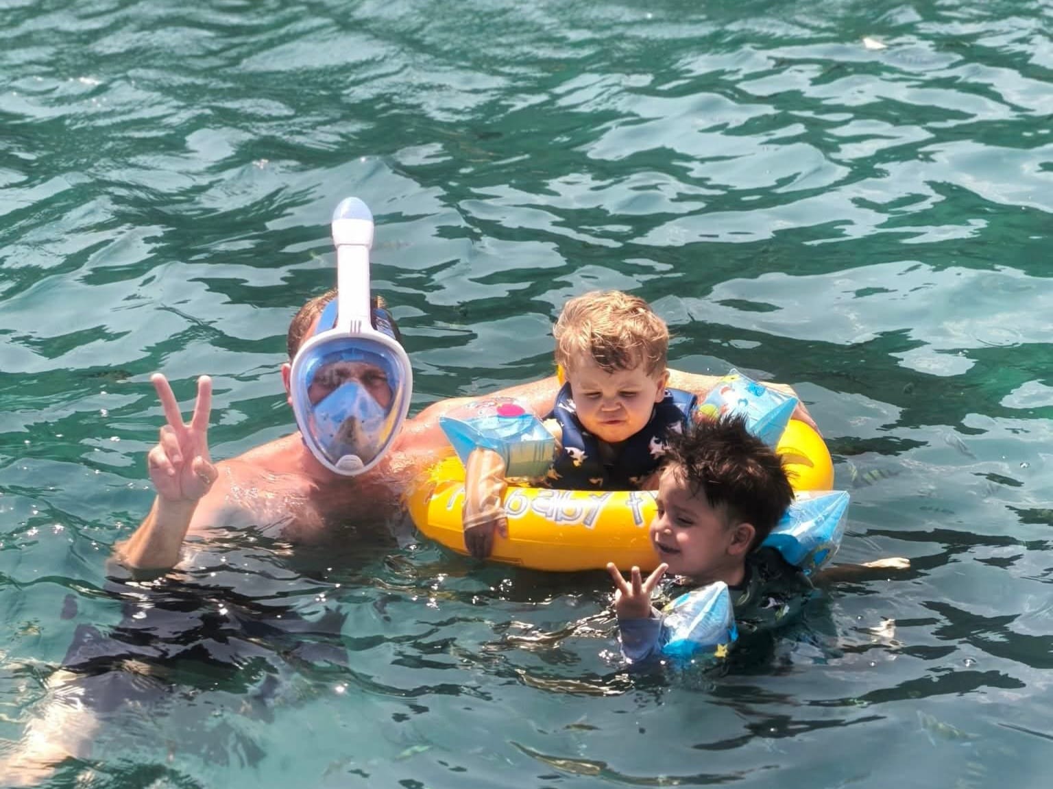 tour-listing-details-slide