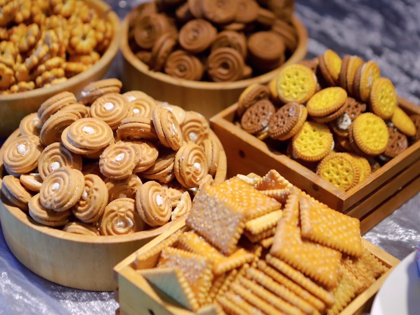 tour-listing-details-slide