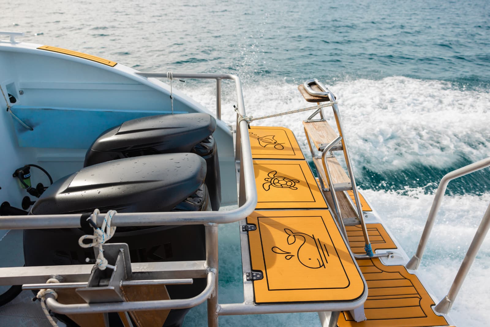 tour-listing-details-slide