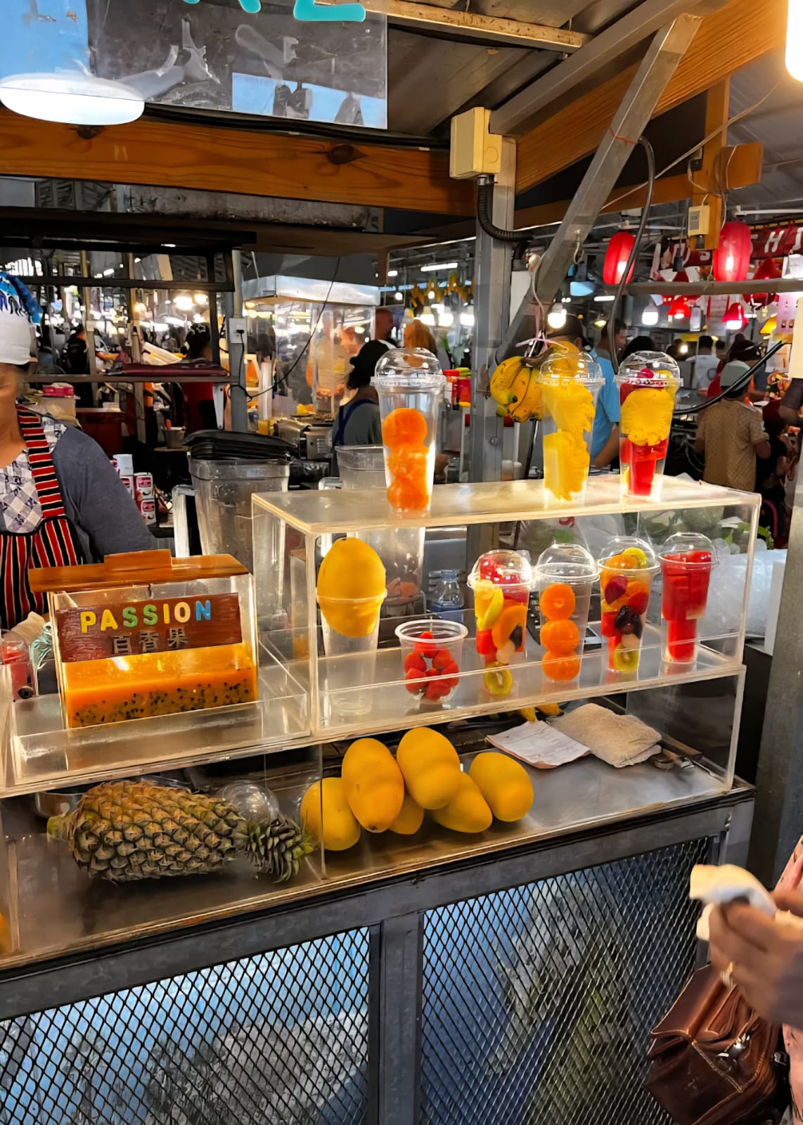 tour-listing-details-slide