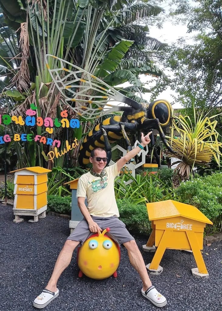 tour-listing-details-slide