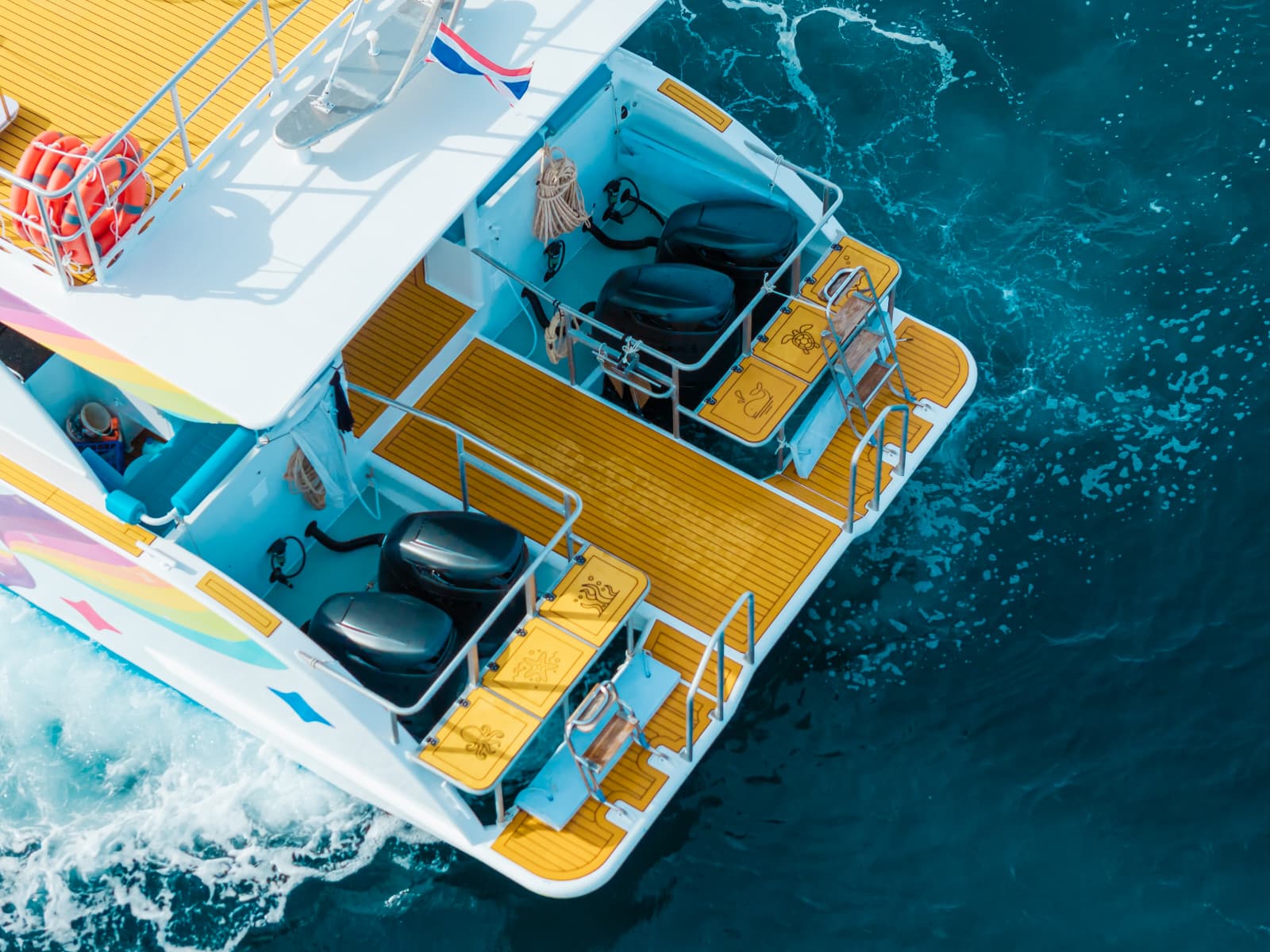 tour-listing-details-slide