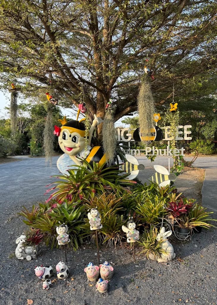 tour-listing-details-slide