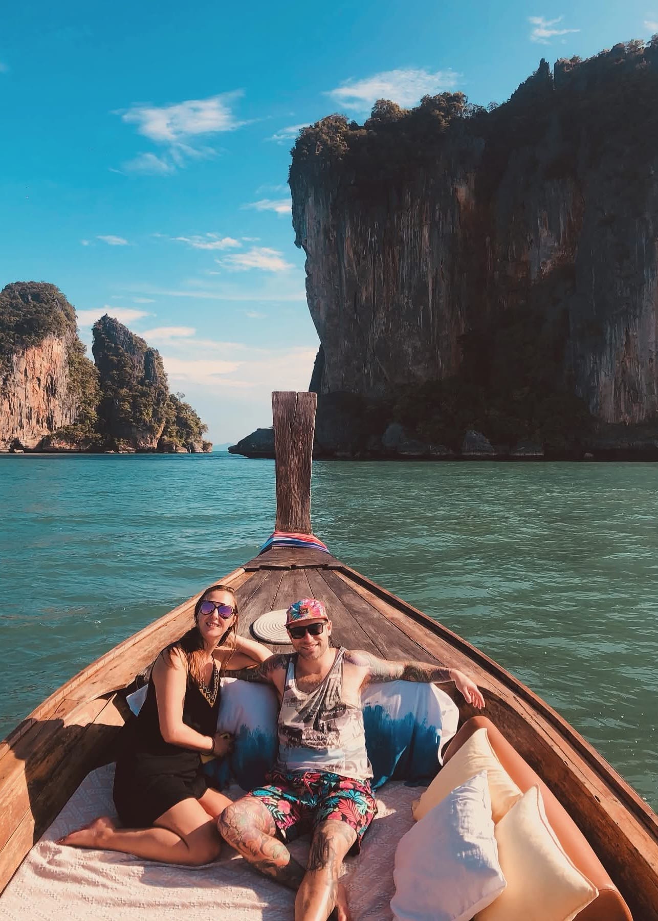 tour-listing-details-slide