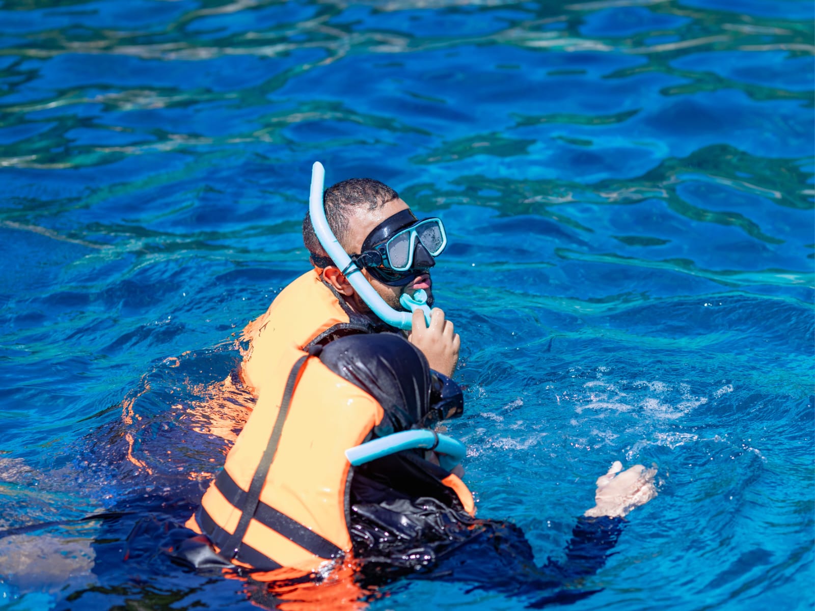 tour-listing-details-slide