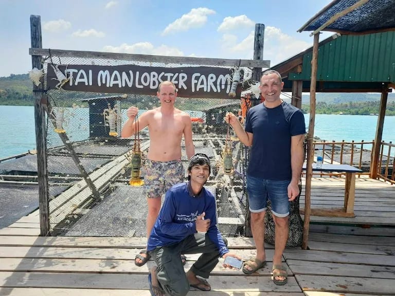 tour-listing-details-slide