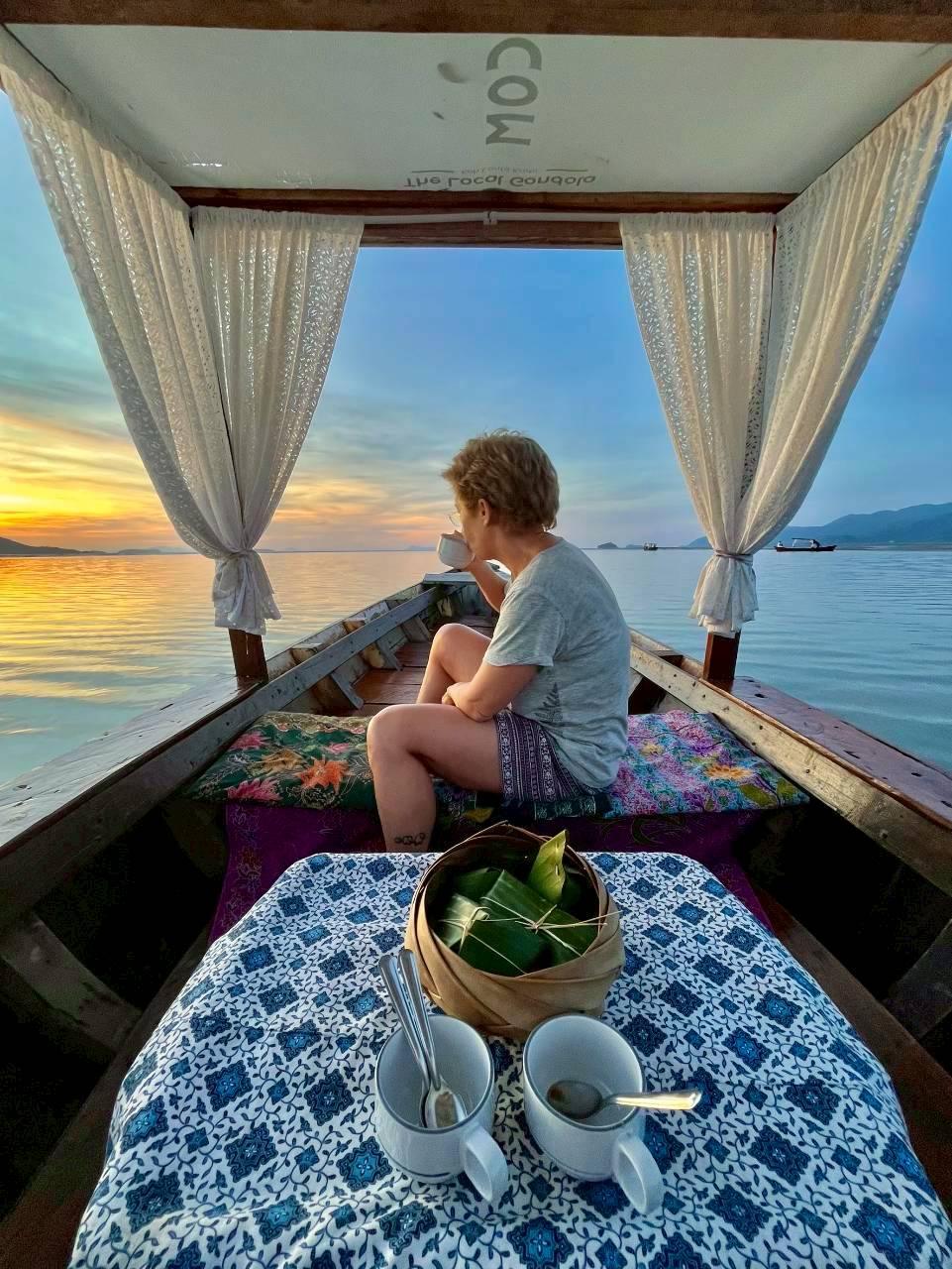 tour-listing-details-slide