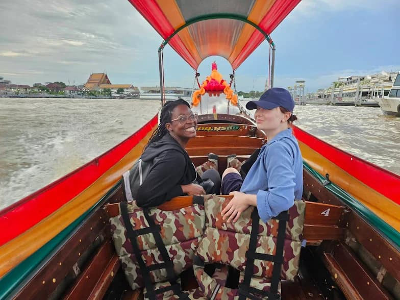 tour-listing-details-slide