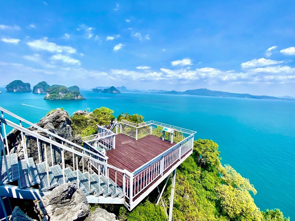 tour-listing-details-slide