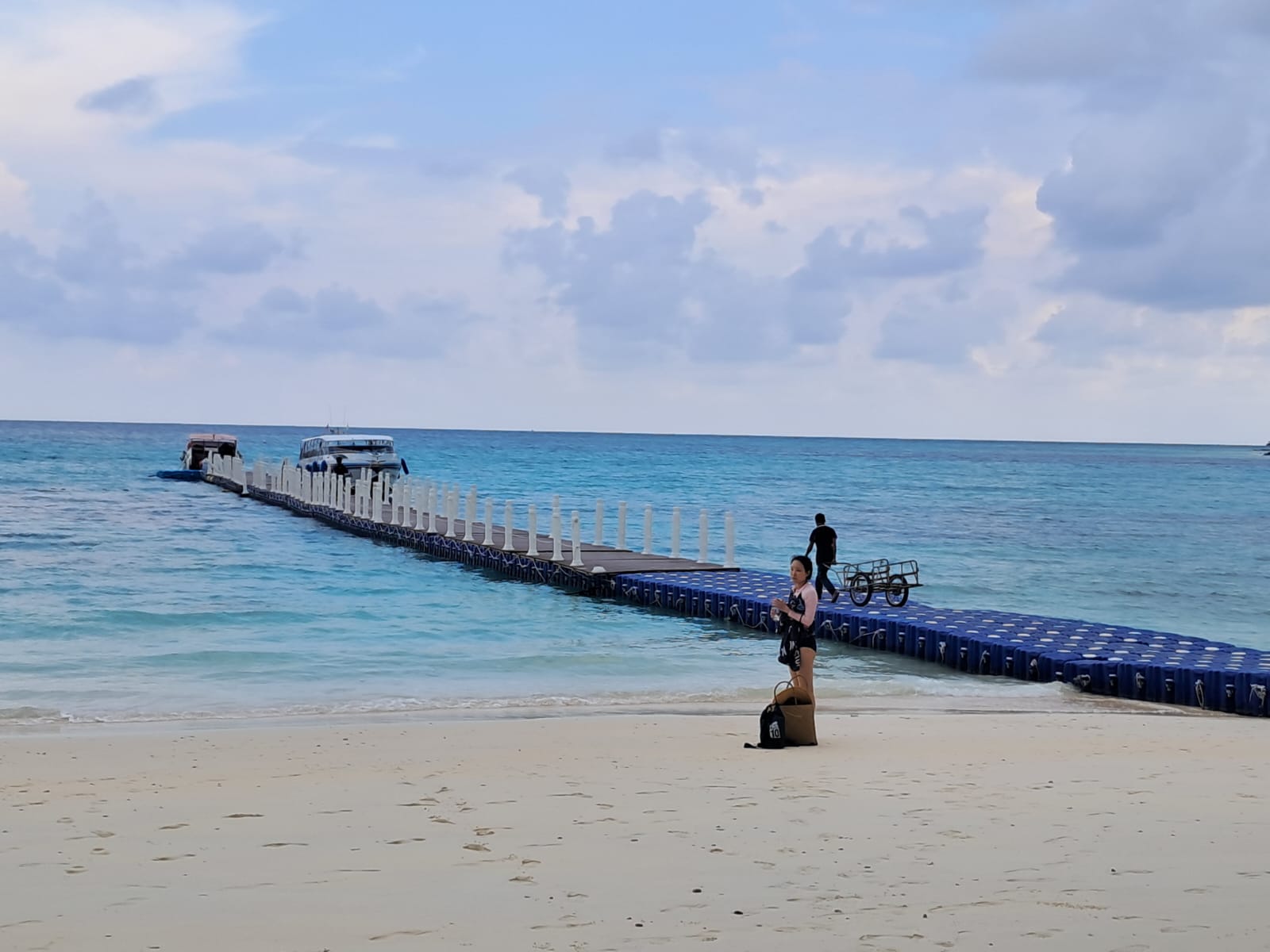 tour-listing-details-slide