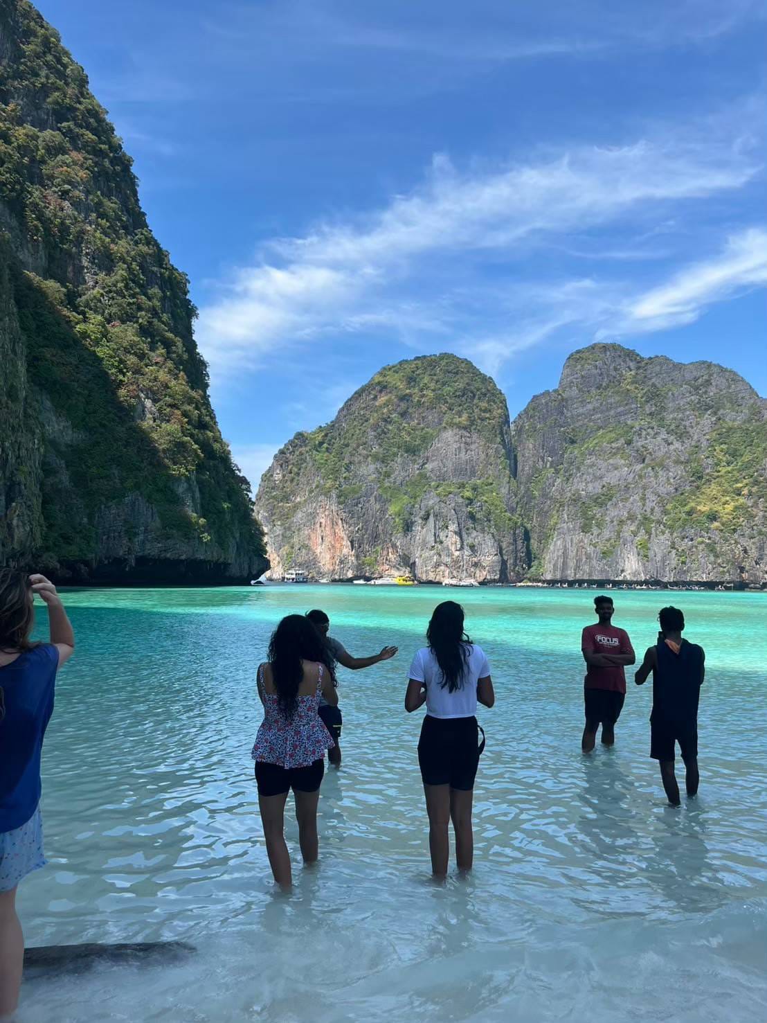 tour-listing-details-slide