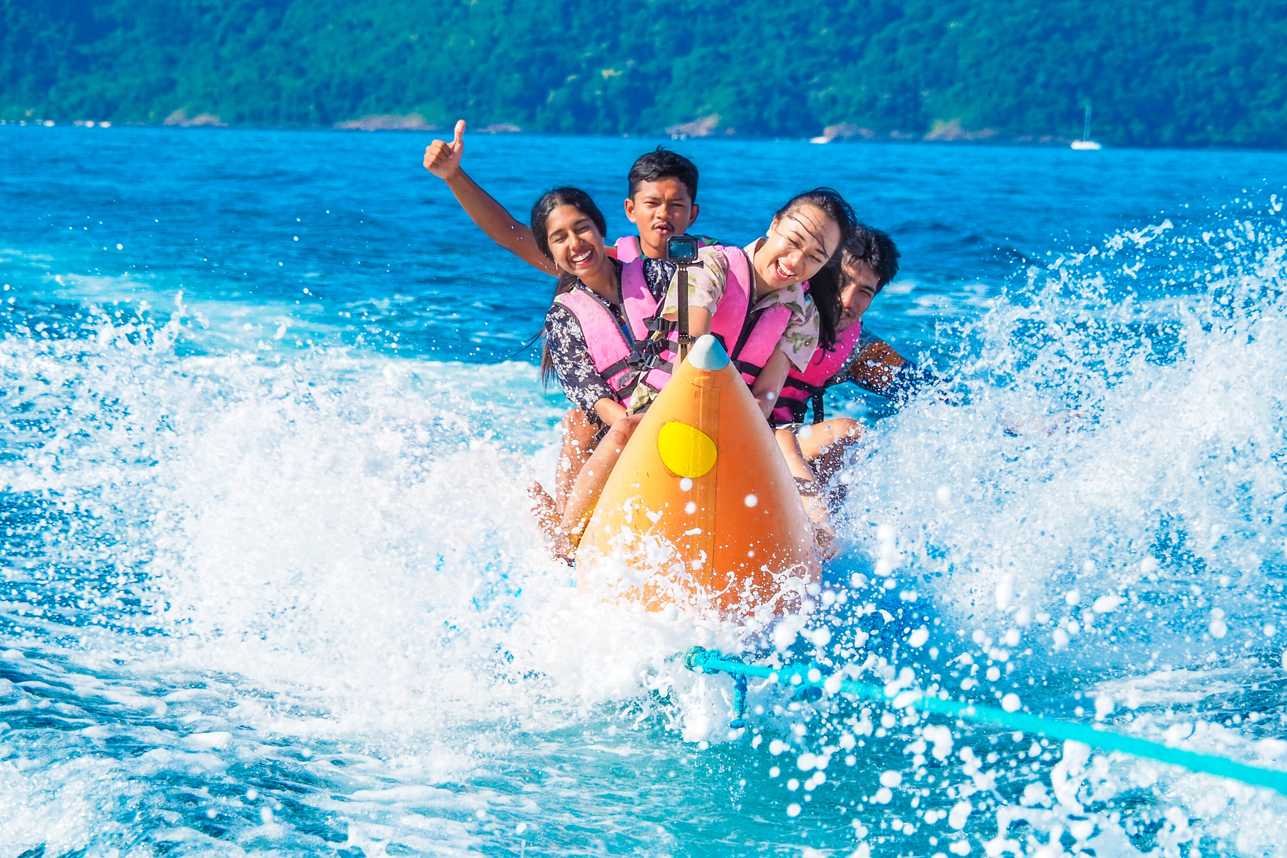 tour-listing-details-slide