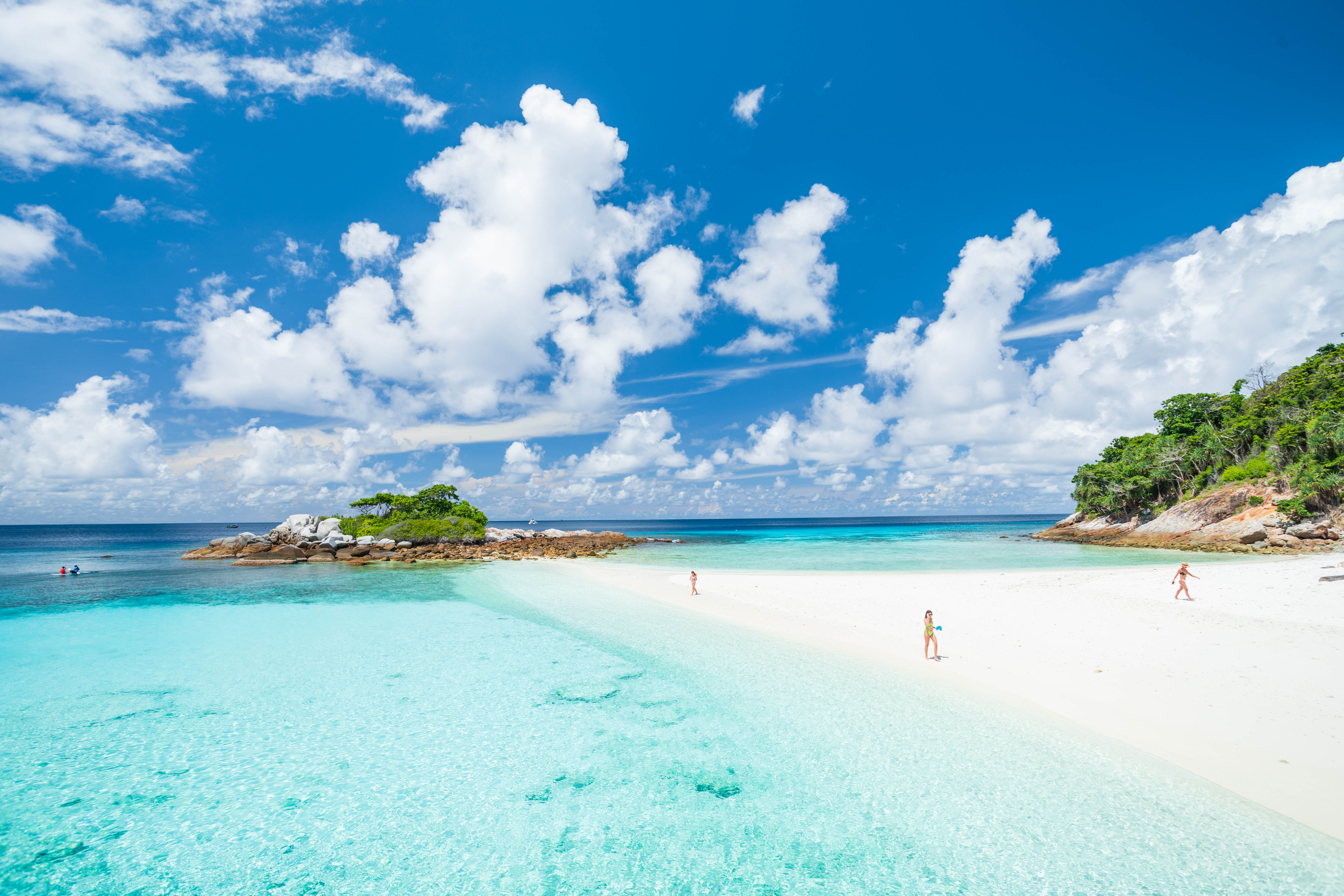 tour-listing-details-slide