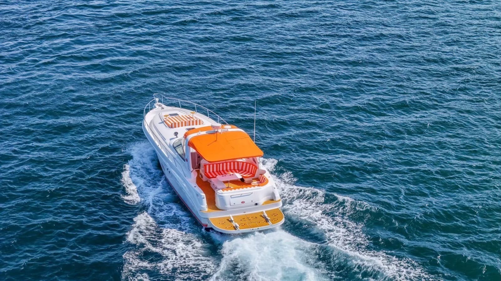 tour-listing-details-slide