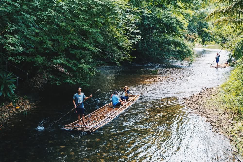 tour-listing-details-slide