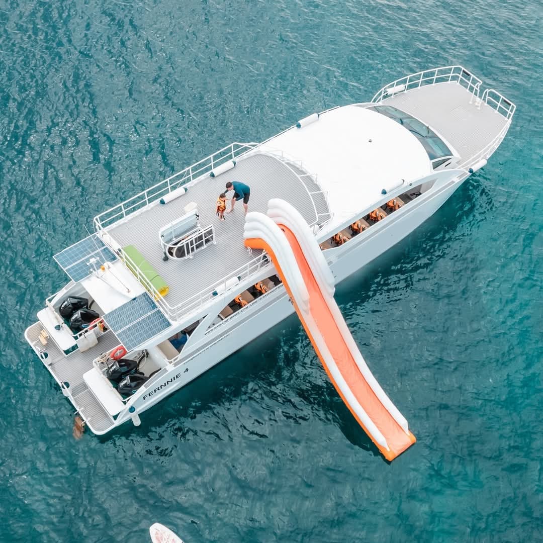 tour-listing-details-slide