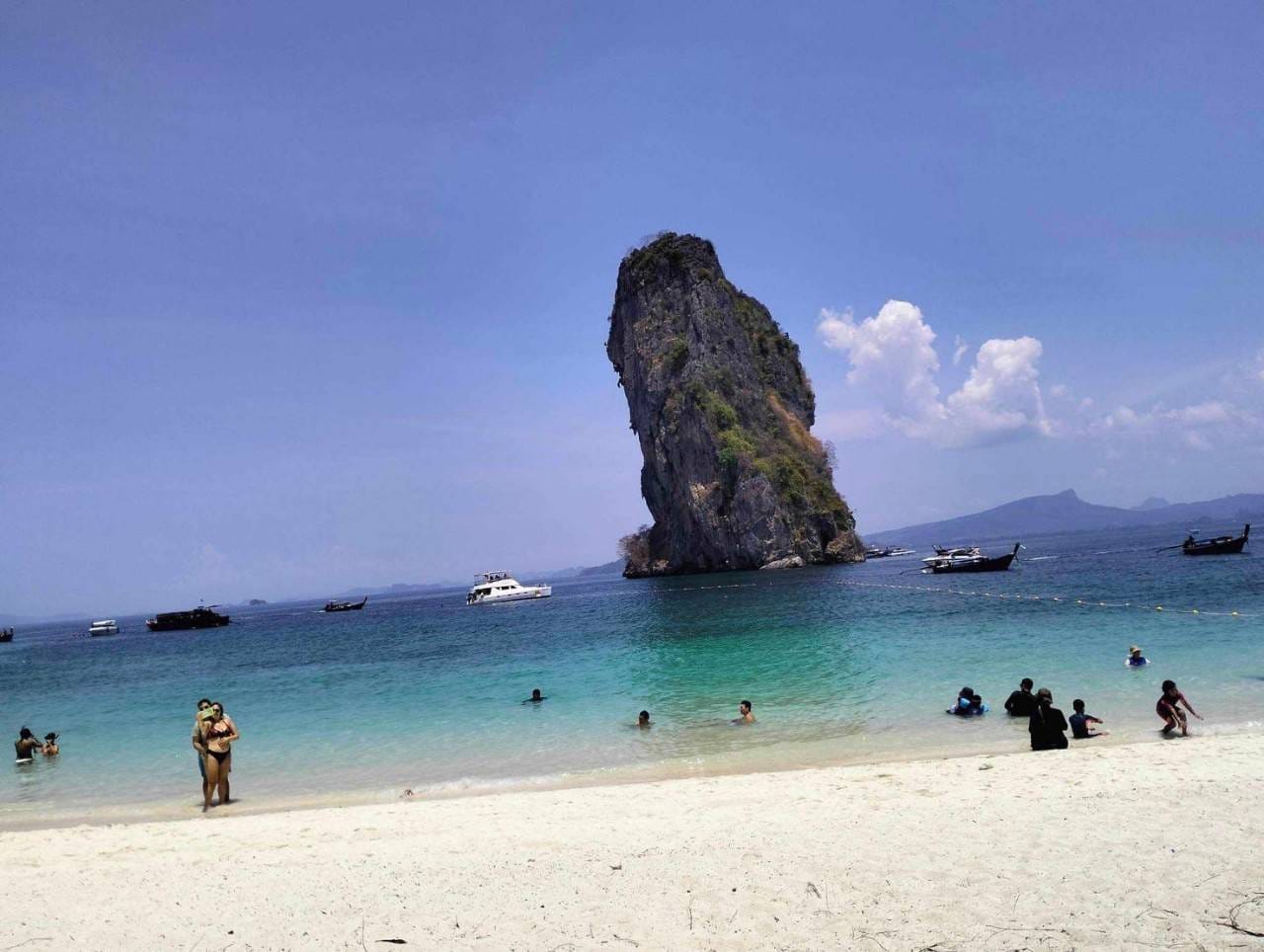 tour-listing-details-slide