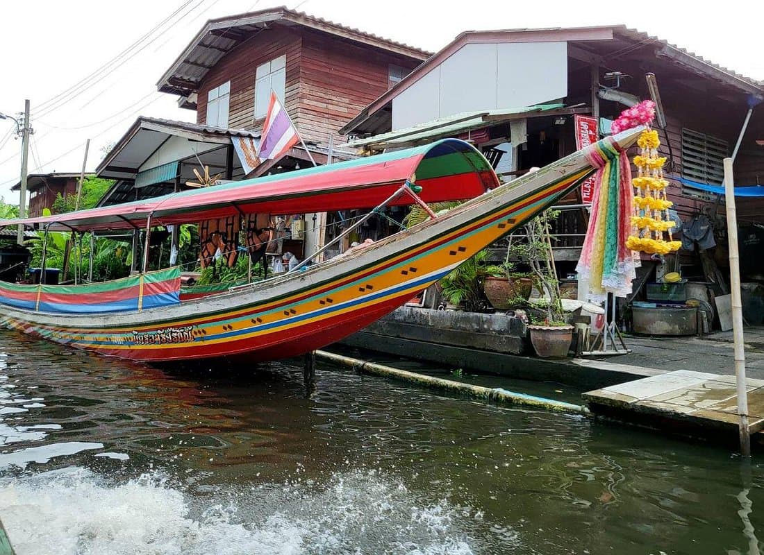 tour-listing-details-slide