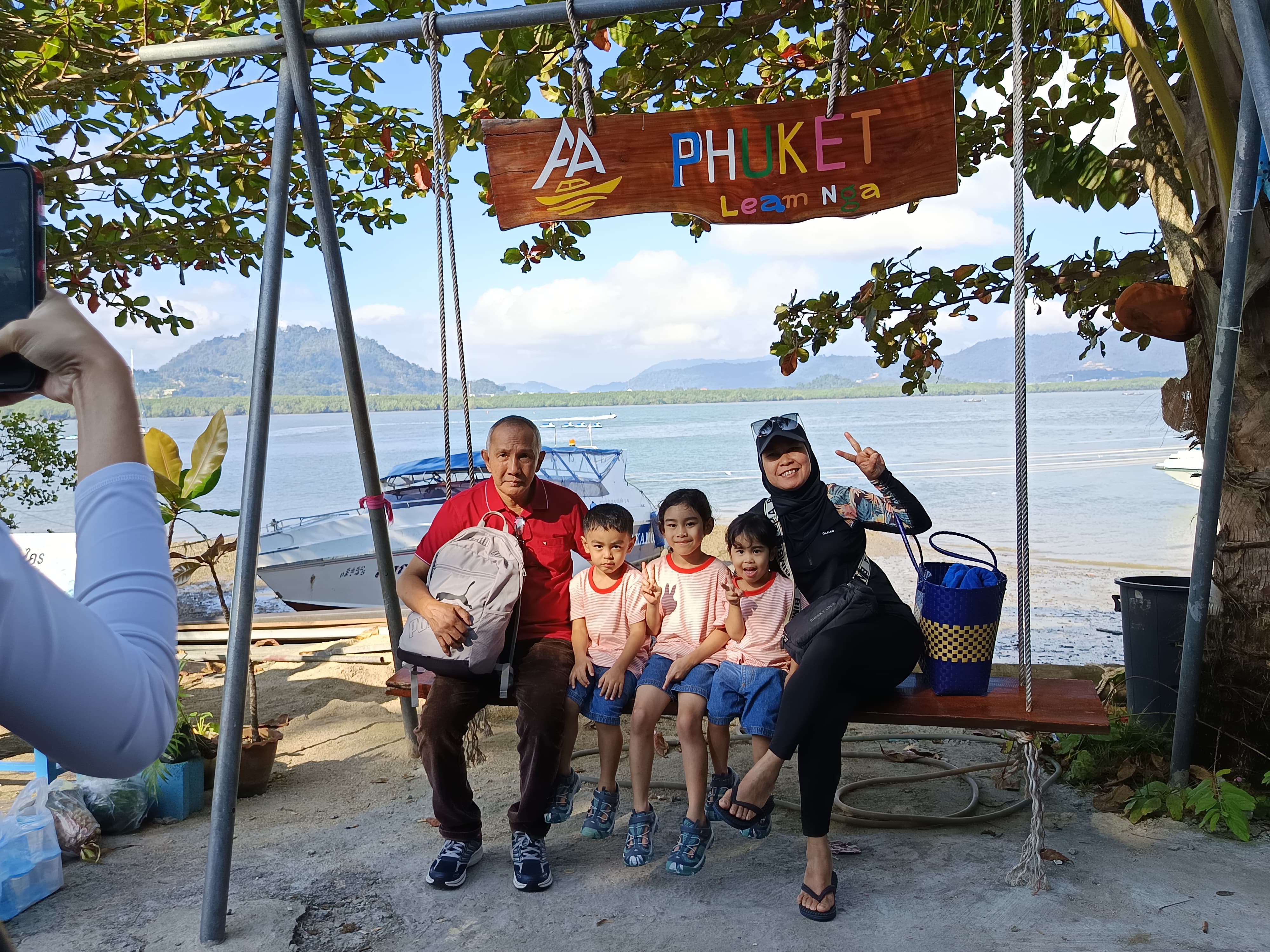 tour-listing-details-slide