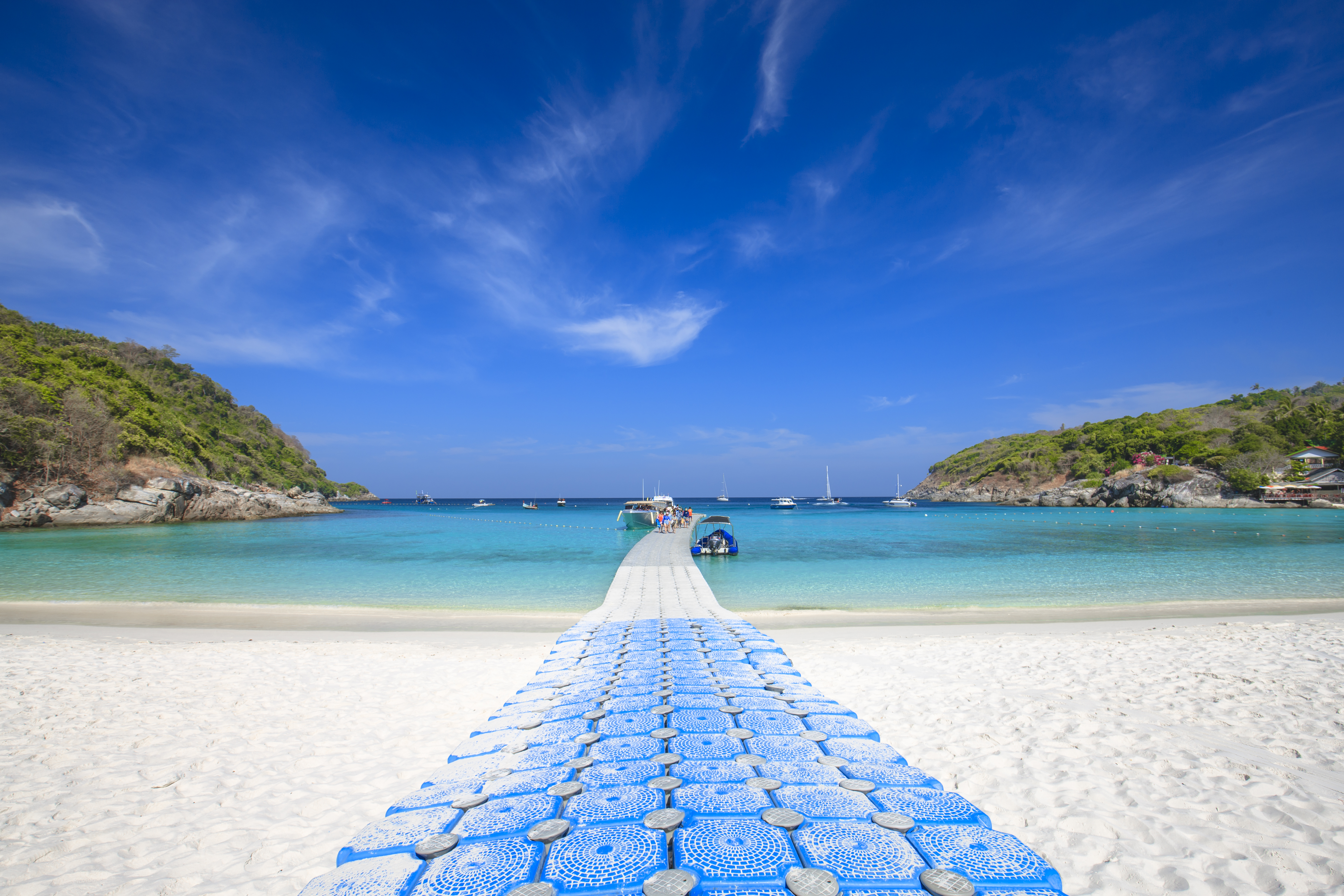 tour-listing-details-slide