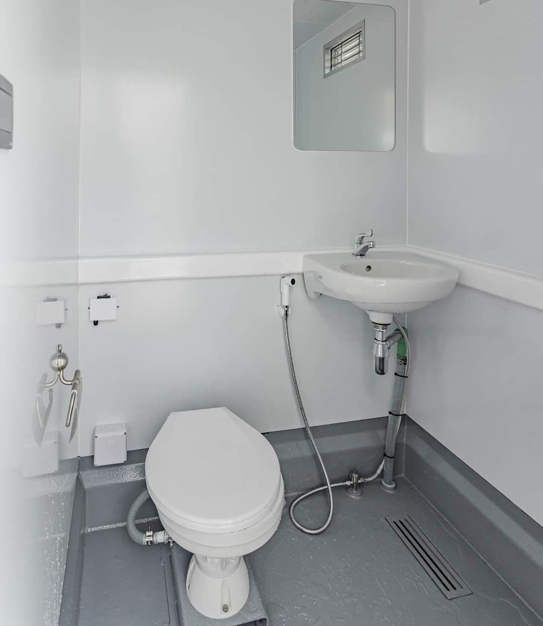 tour-listing-details-slide